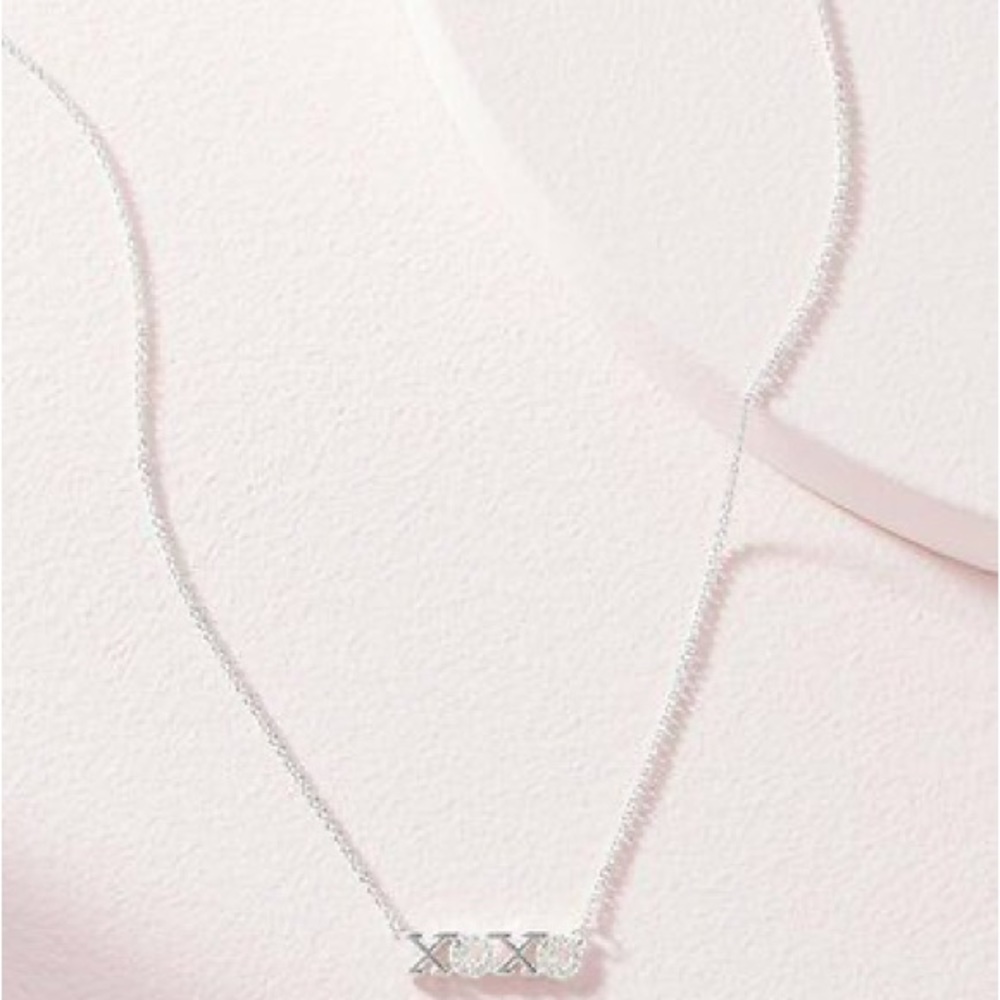 Stella & Dot XOXO necklace